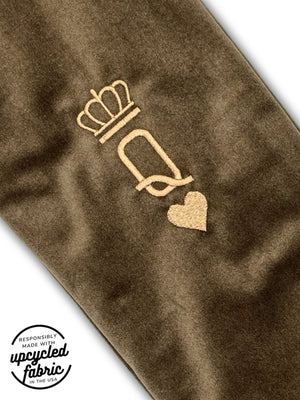 Queen of hearts embroidery detail on Sex Toy travel bag, zipper pouch. Fits wand vibrator or adult toys, made in the USA